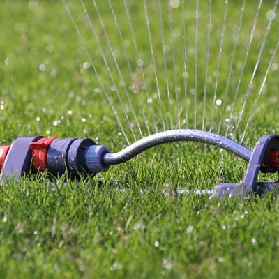 mistakes people make when watering their lawn in Fairfield CT - oscillating sprinkler